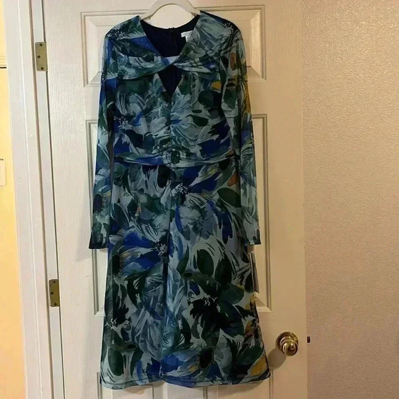 London Times Twist Keyhole Midi Dress - Picture 6 of 12